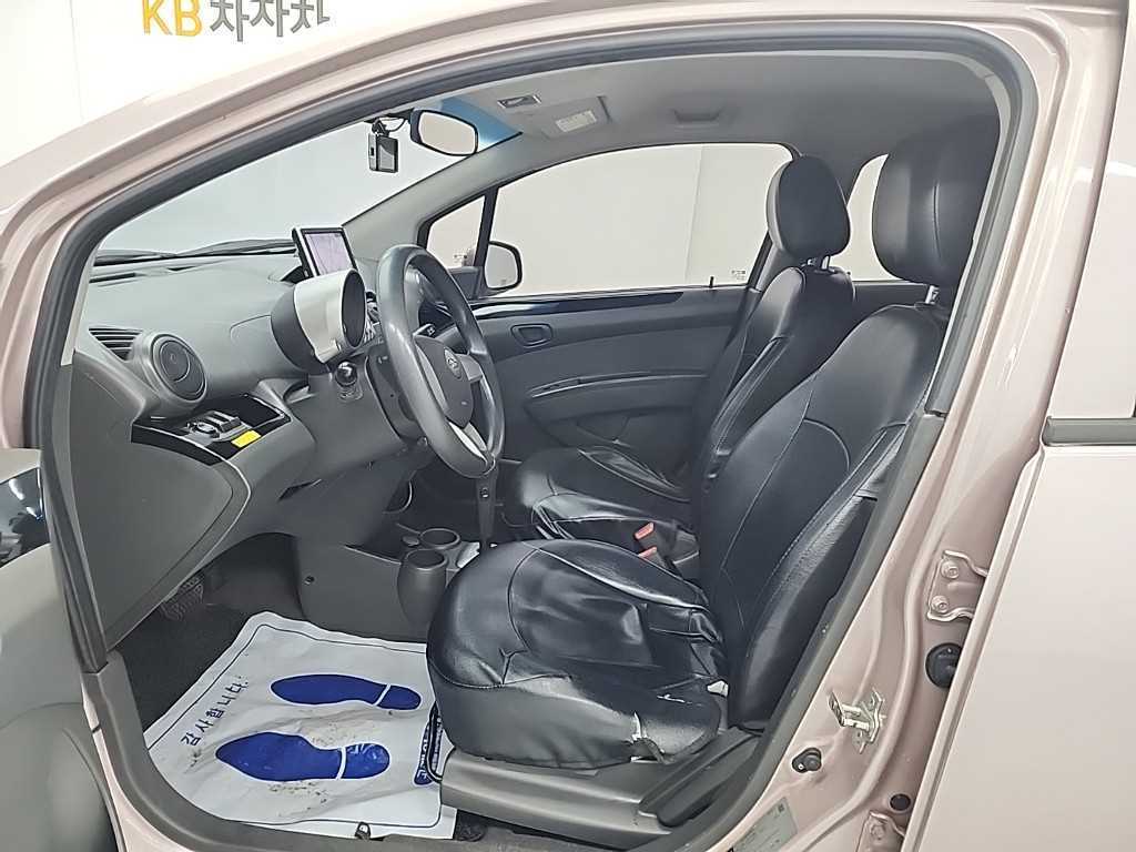 Chevrolet Spark - Vista 11