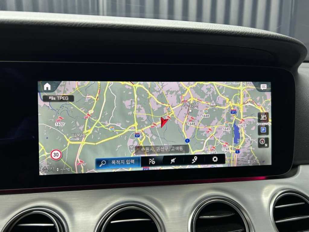 Mercedes Benz E class 2021 Blanco - Importación desde Corea - HF Imports Iquique - Foto 16