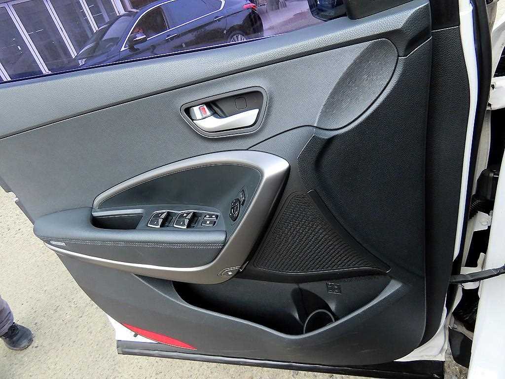 HYUNDAI Santa Fe - Vista 11