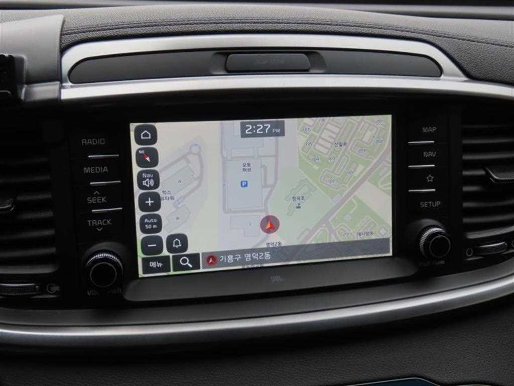 KIA Sorento - Vista 8