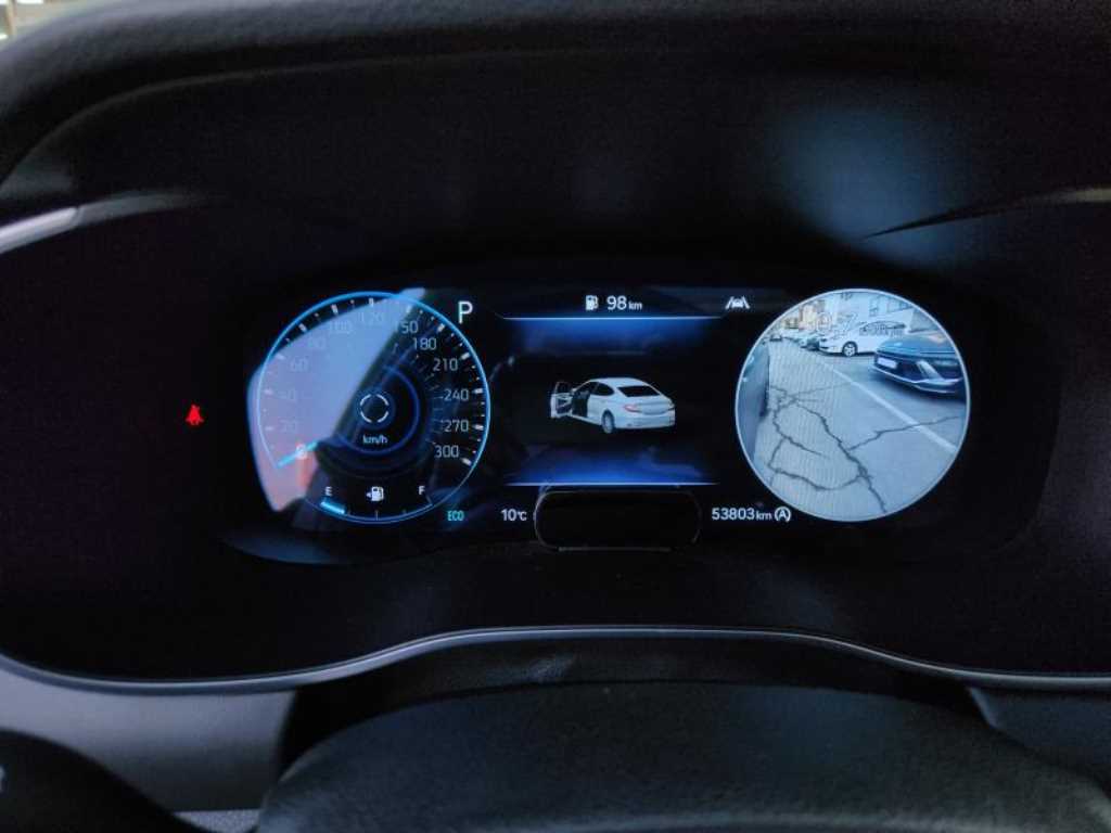 Genesis G70 - Vista 7