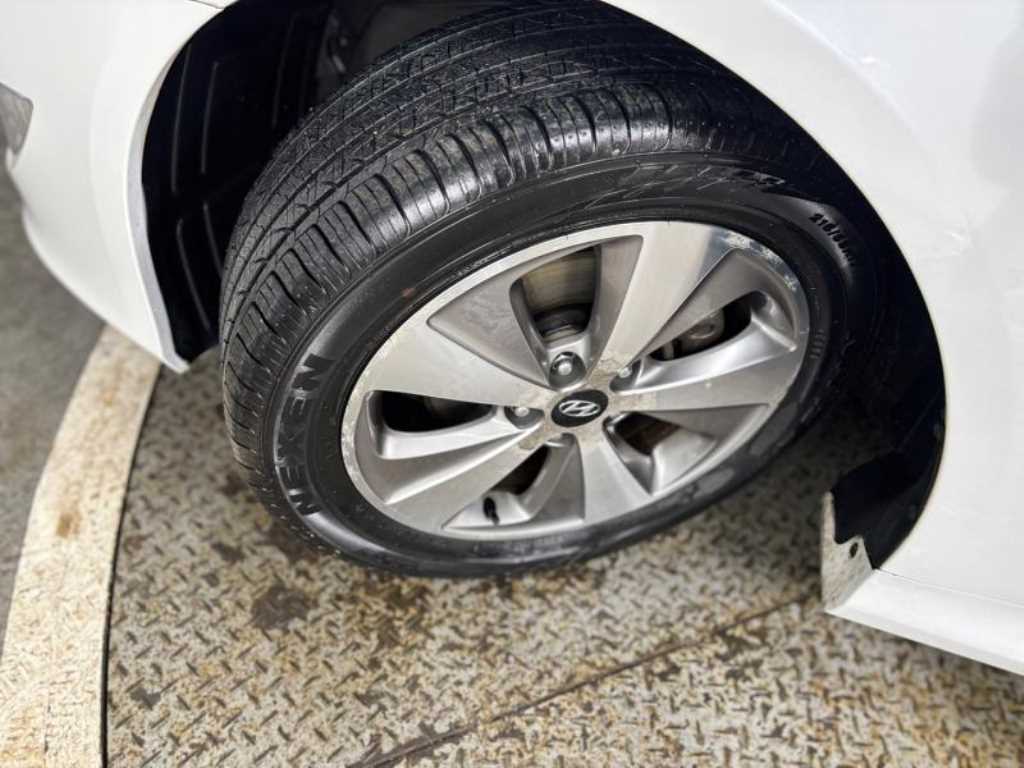 HYUNDAI Sonata 2012 Blanco - Importación desde Corea - HF Imports Iquique - Foto 20