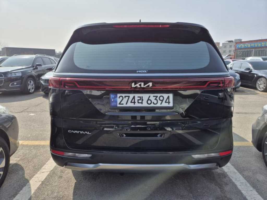 KIA Carnival - Vista 4