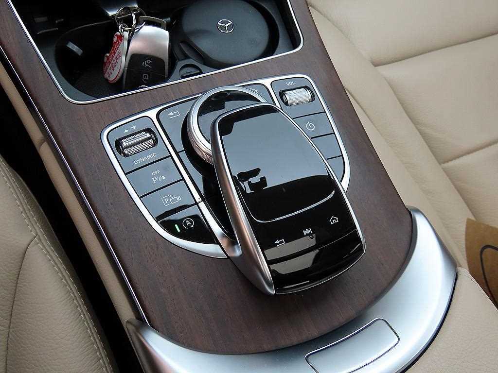 Mercedes Benz C Class 2019 Azul - Importación desde Corea - HF Imports Iquique - Foto 13