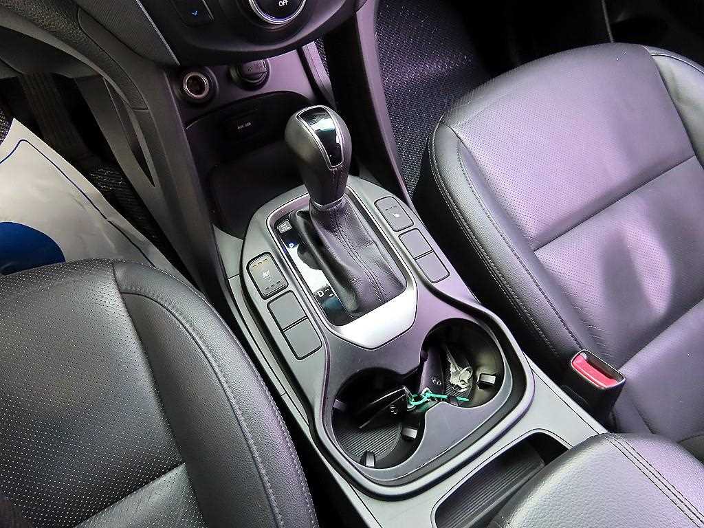 HYUNDAI Santa Fe - Vista 10