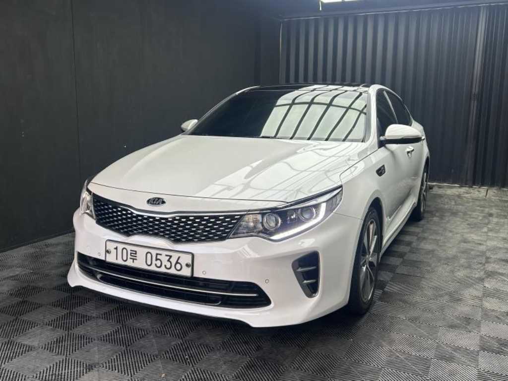 KIA K5 - Vista 2