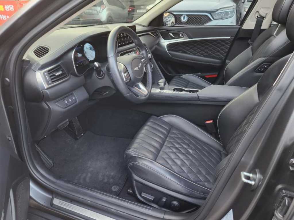 Genesis G70 - Vista 11