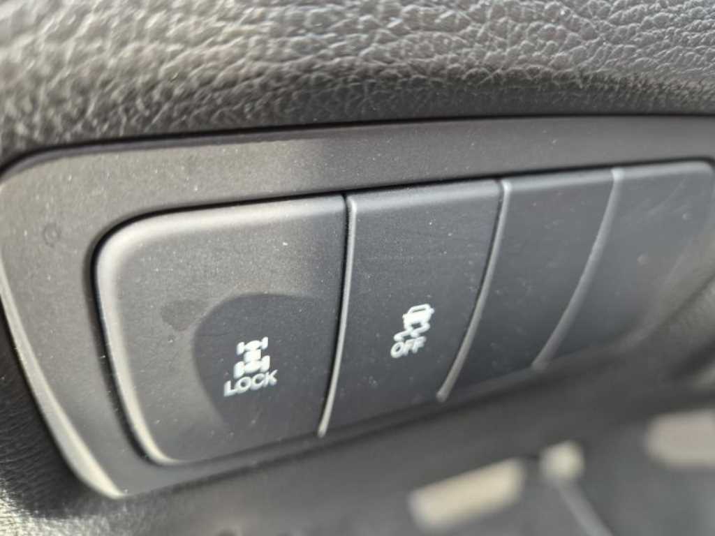 Ssangyong Korando - Vista 5