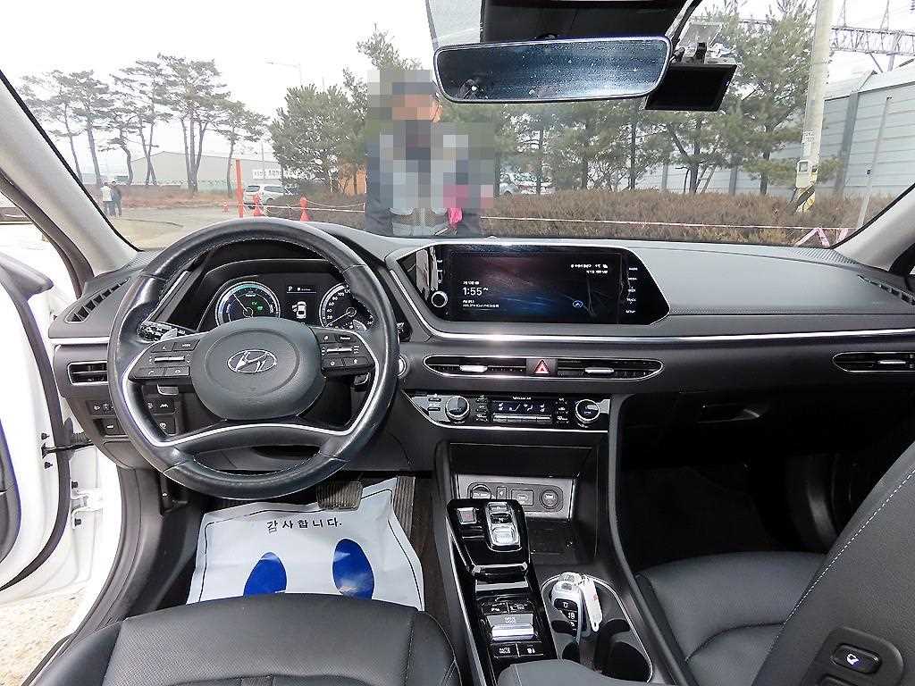 HYUNDAI Sonata - Vista 7