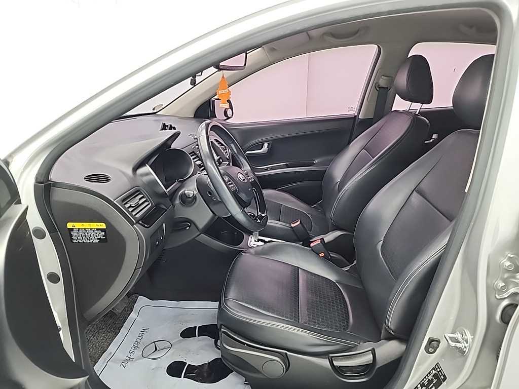 KIA Morning - Vista 11