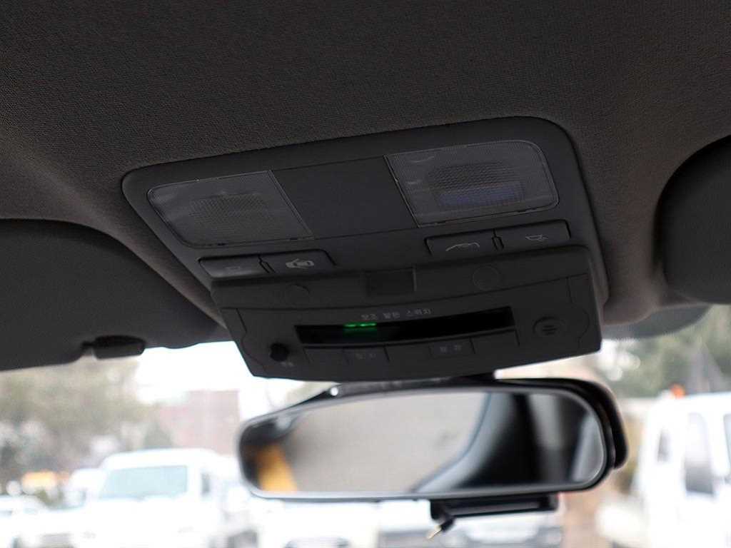 HYUNDAI Starex 2019 Amarillo - Importación desde Corea - HF Imports Iquique - Foto 18