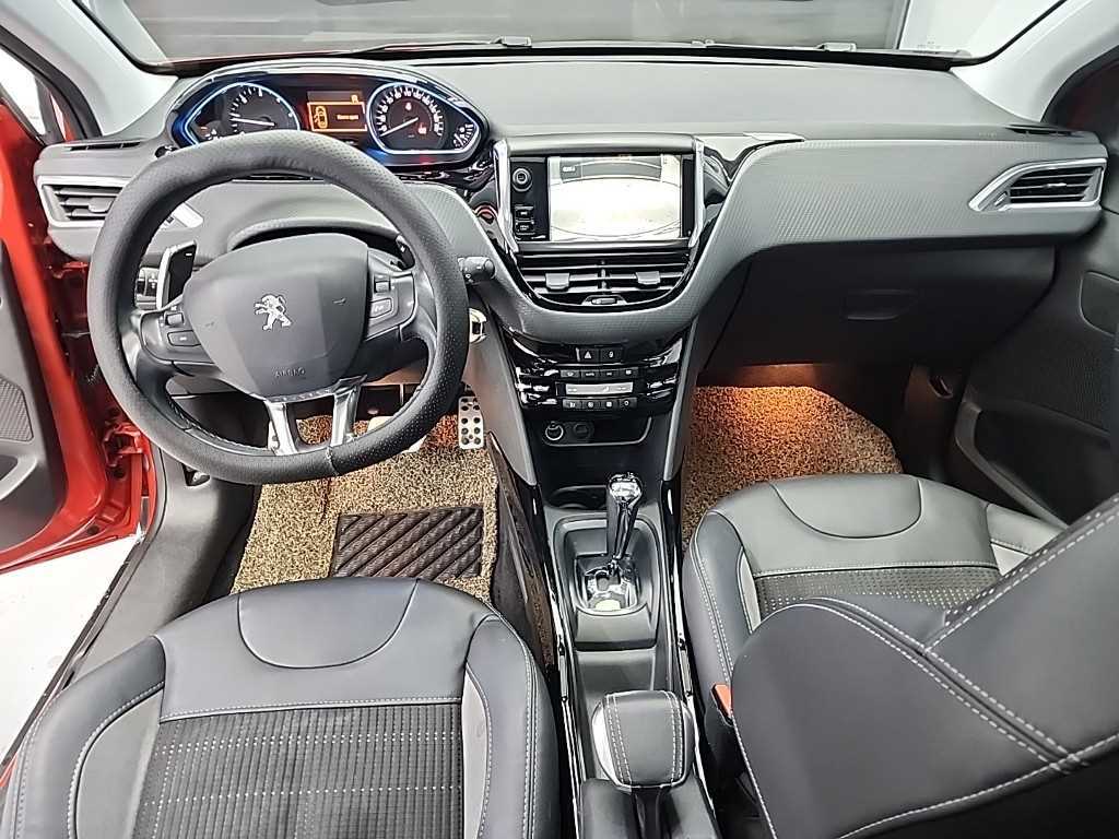 Peugeot 2008 - Vista 7