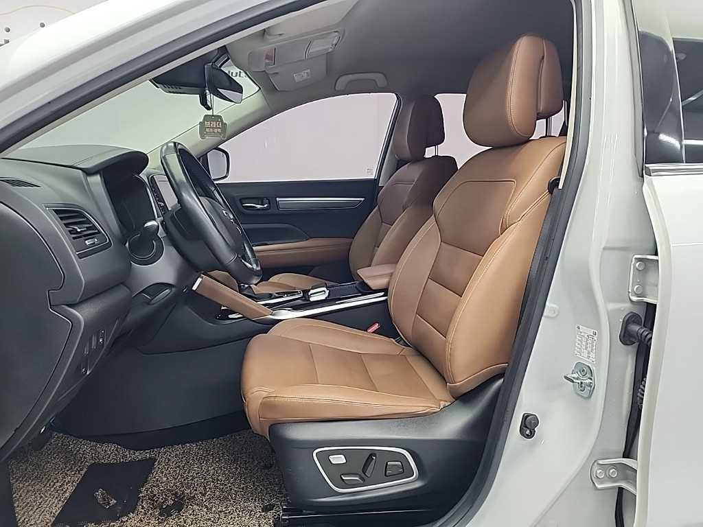 SAMSUNG QM6 - Vista 11