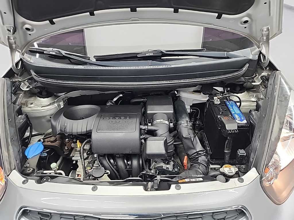 KIA Morning - Vista 5