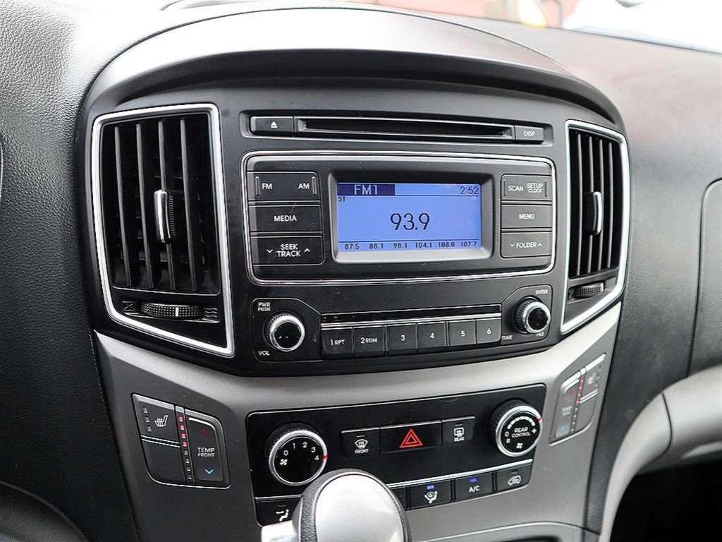 HYUNDAI Starex 2019 Amarillo - Importación desde Corea - HF Imports Iquique - Foto 13