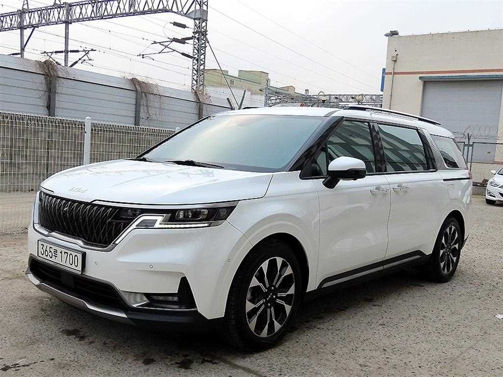 KIA Carnival - Vista 2