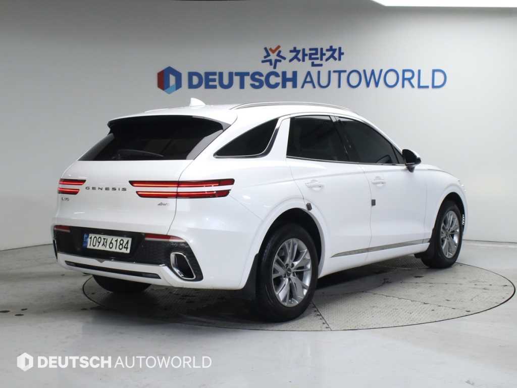 Genesis GV70 - Vista 2