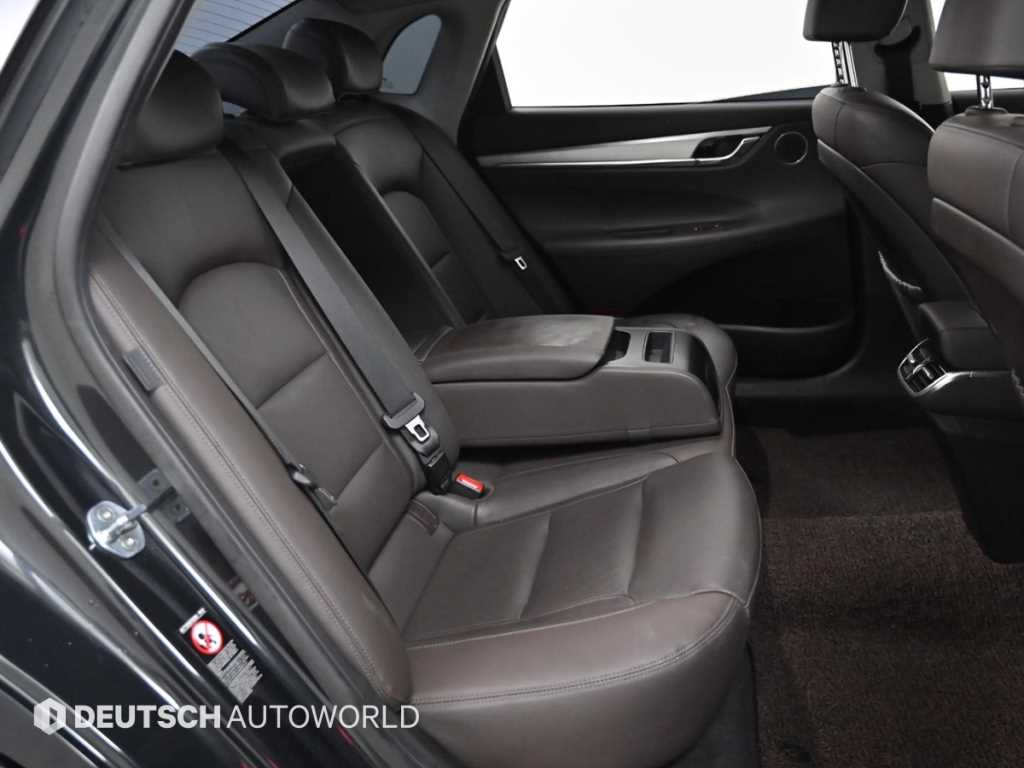 HYUNDAI Grandeur - Vista 12