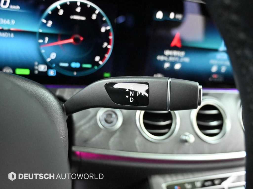 Mercedes Benz E class - Vista 9