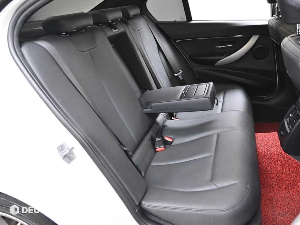 BMW 3 series - Vista 12