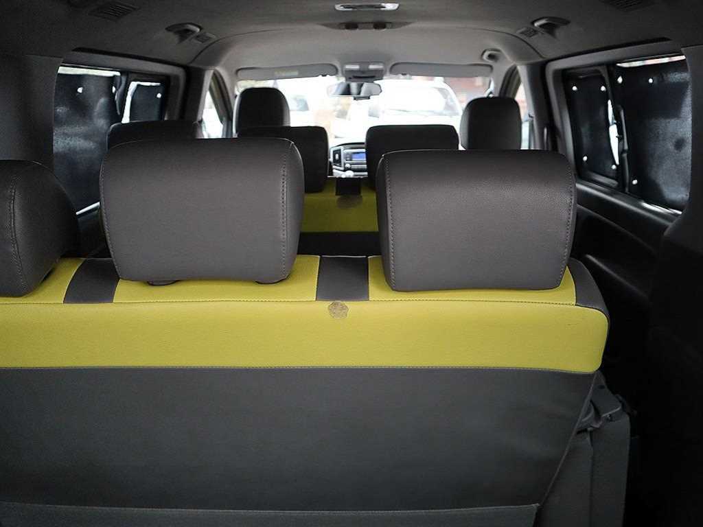 HYUNDAI Starex - Vista 6