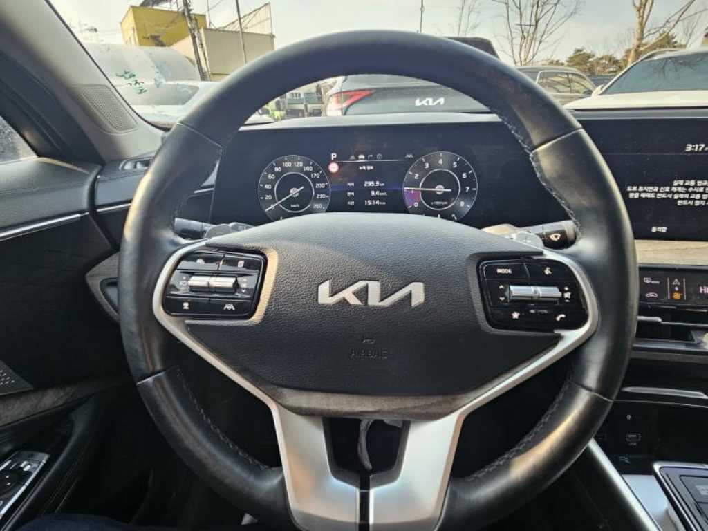 KIA K8 - Vista 9