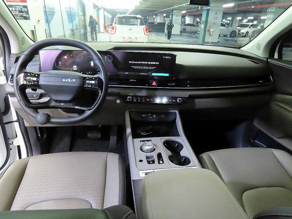 KIA Carnival - Vista 10
