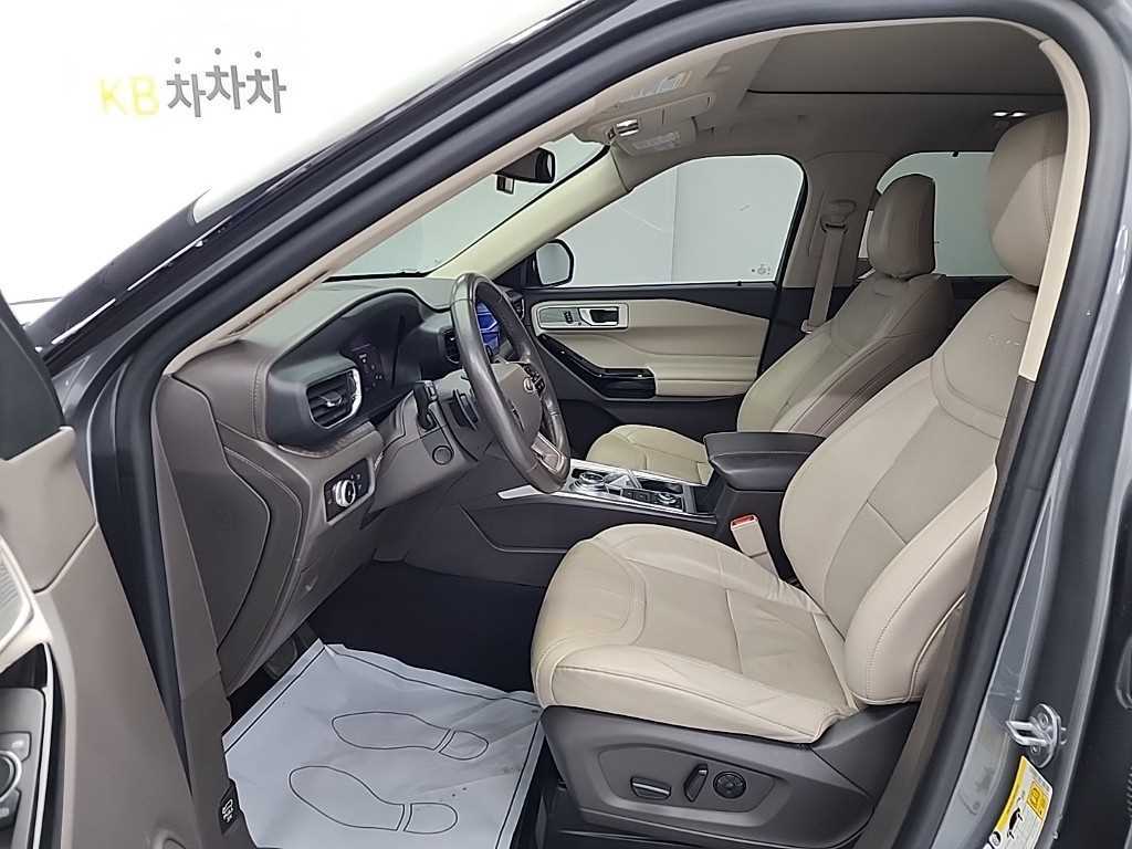 Ford Explorer - Vista 11