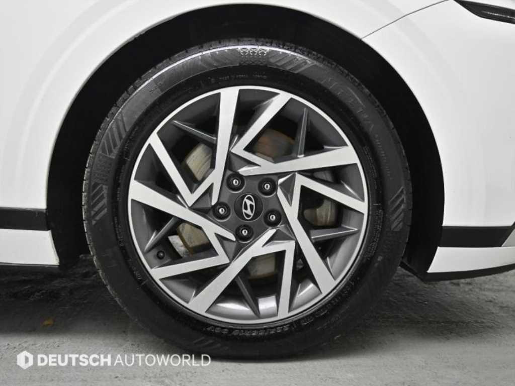 HYUNDAI Grandeur - Vista 5