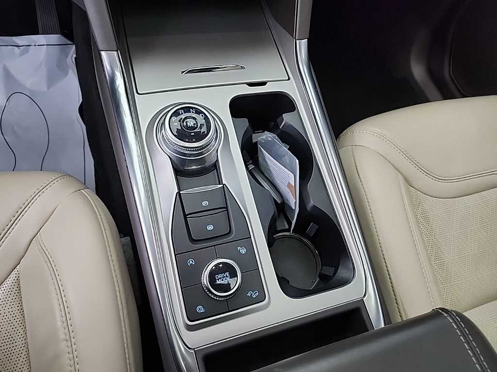 Ford Explorer - Vista 8