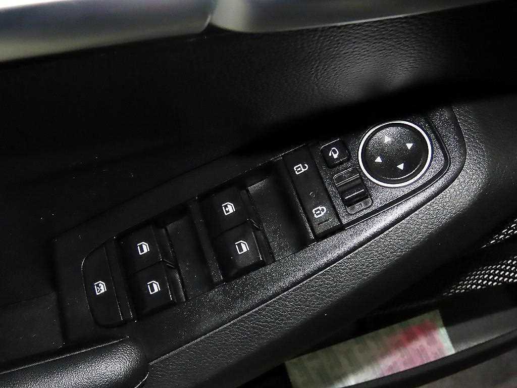 KIA Seltos 2023 Blanco - Importación desde Corea - HF Imports Iquique - Foto 13