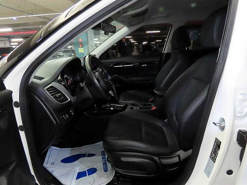 KIA Seltos - Vista 6