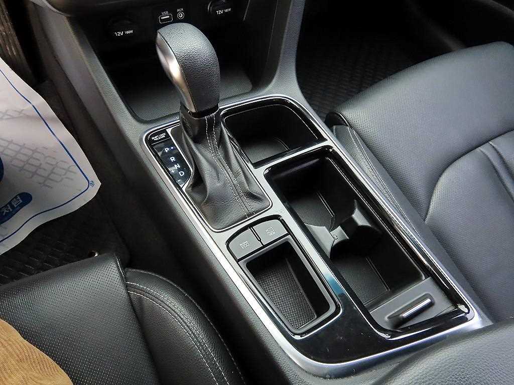 HYUNDAI Sonata - Vista 10