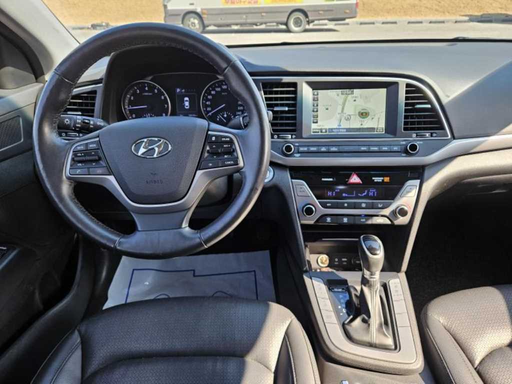 HYUNDAI Avante 2016 - Importación desde Corea - HF Imports Iquique - Foto 13