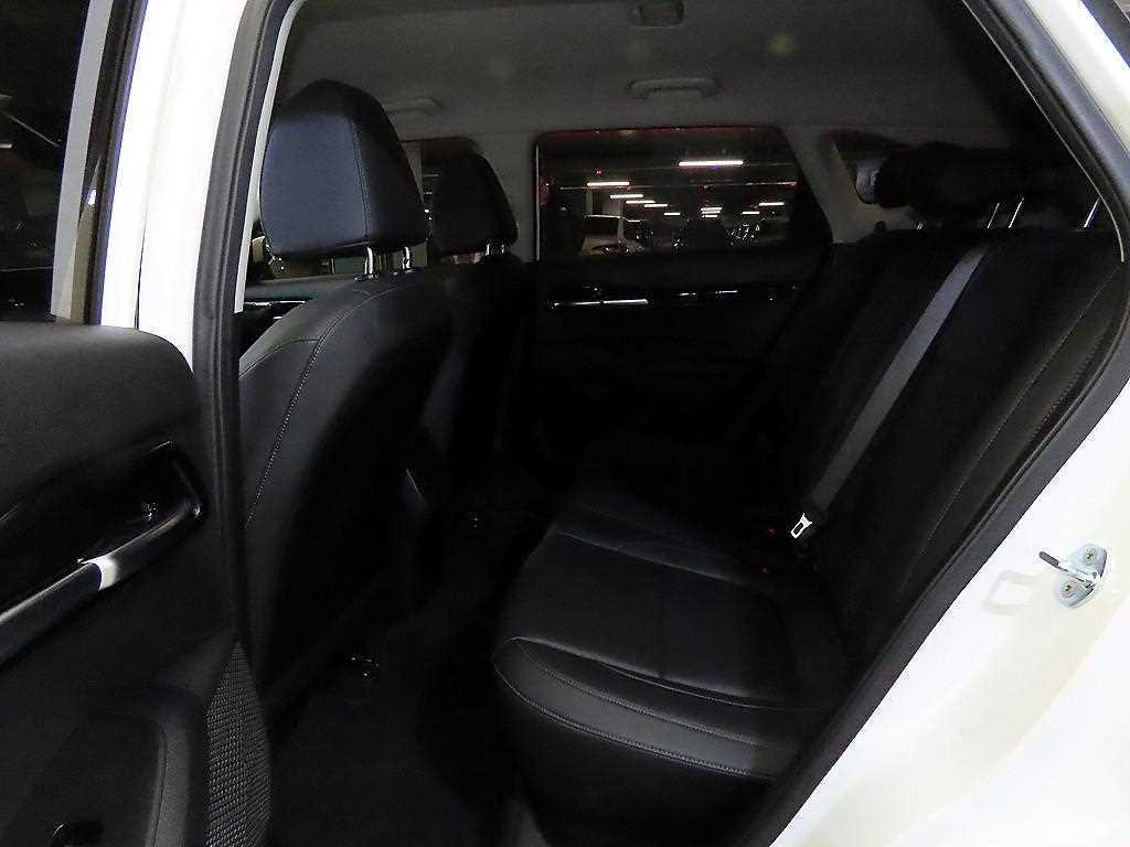 KIA Seltos - Vista 7