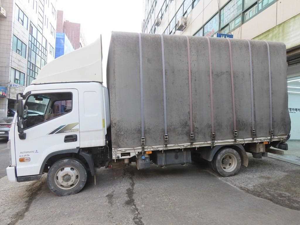 medium and large cargo Cargo - Vista 4