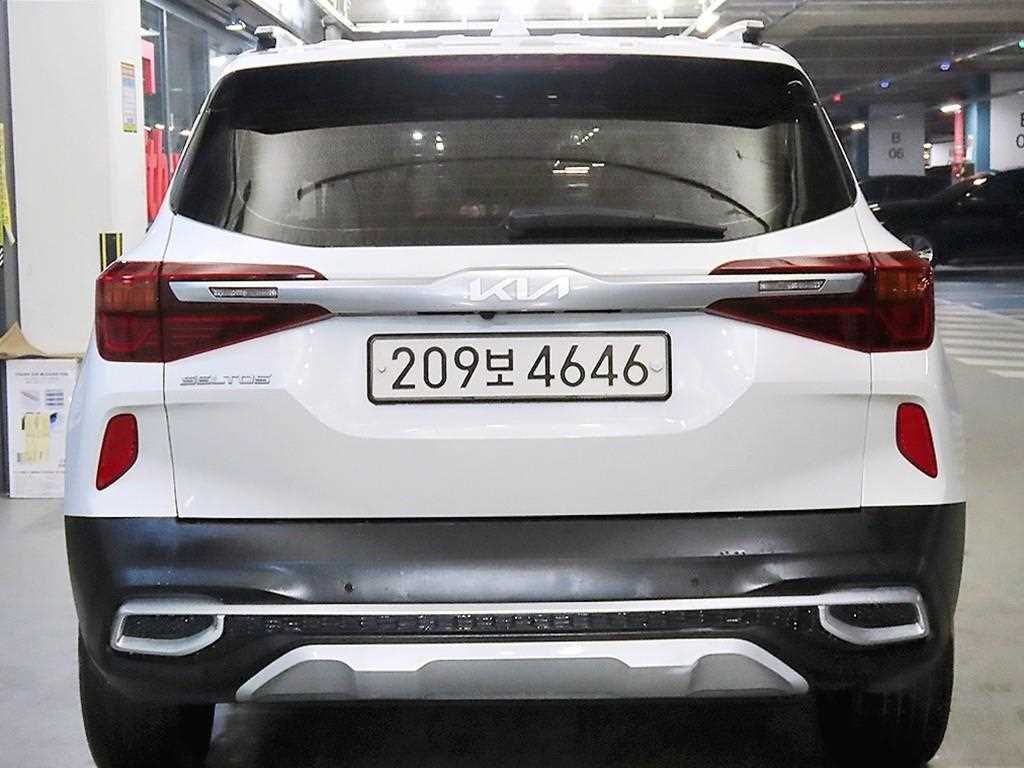 KIA Seltos - Vista 5