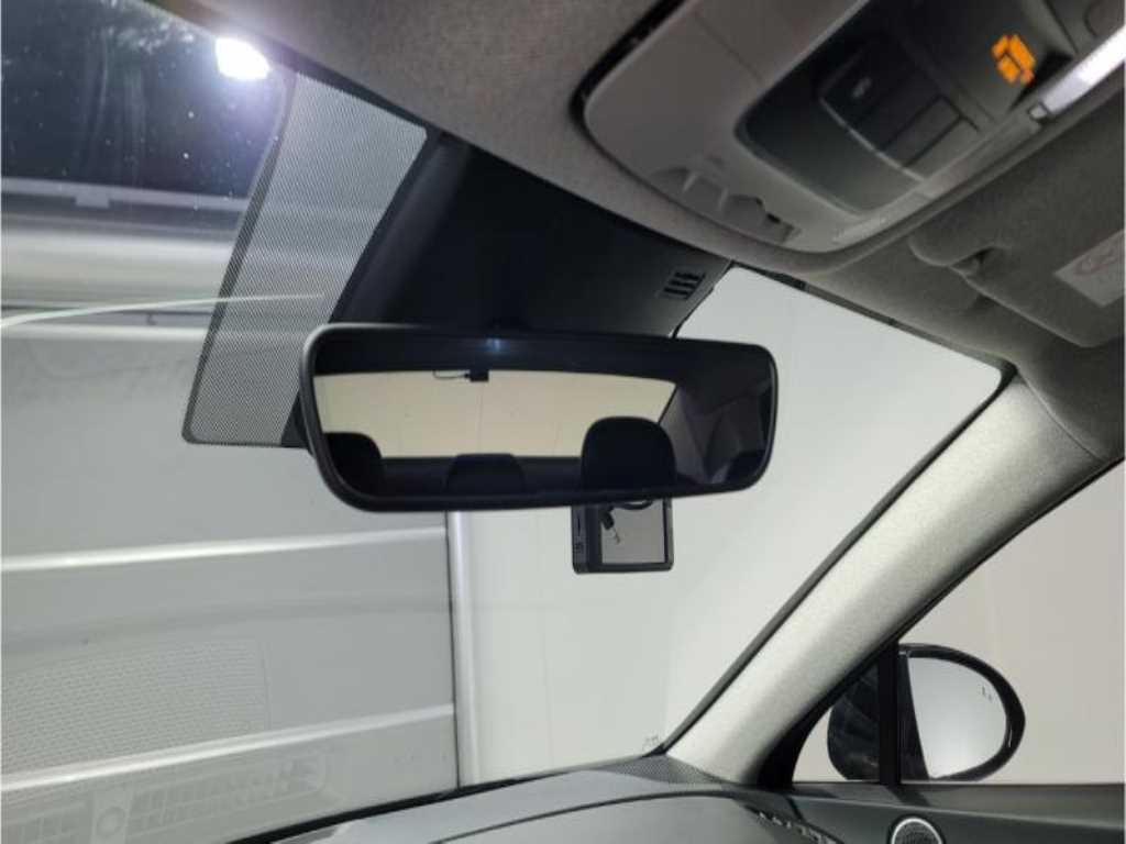 HYUNDAI Sonata - Vista 12