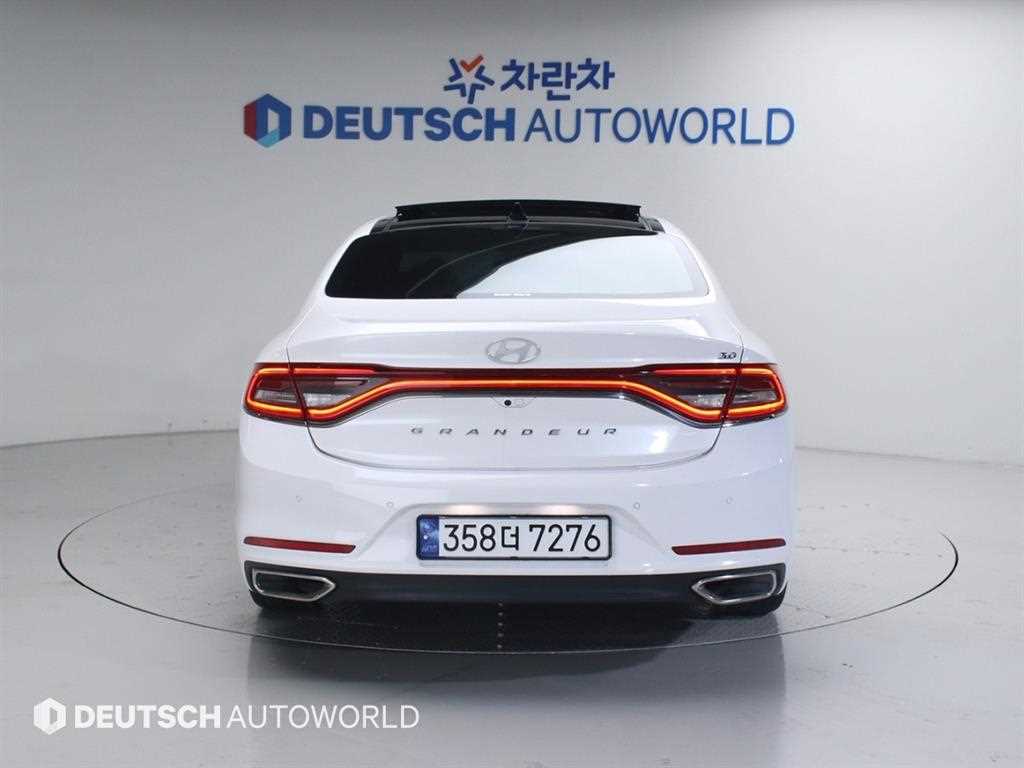 HYUNDAI Grandeur - Vista 4