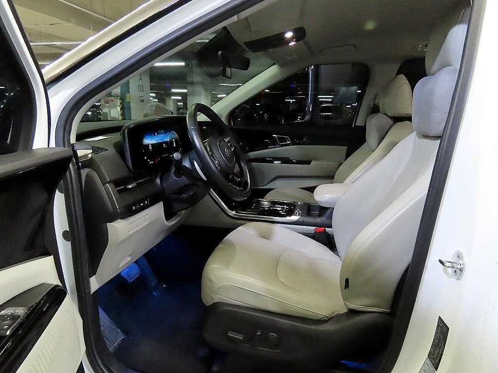 KIA Carnival - Vista 6