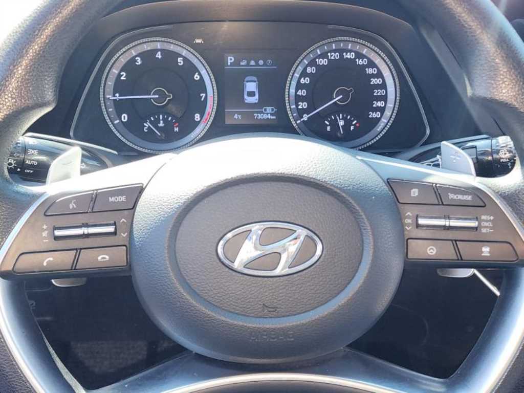 HYUNDAI Sonata - Vista 11