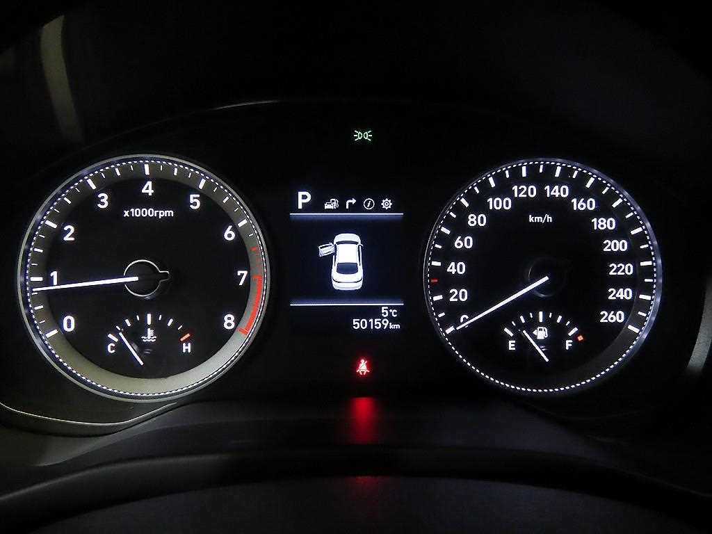 HYUNDAI Grandeur - Vista 9