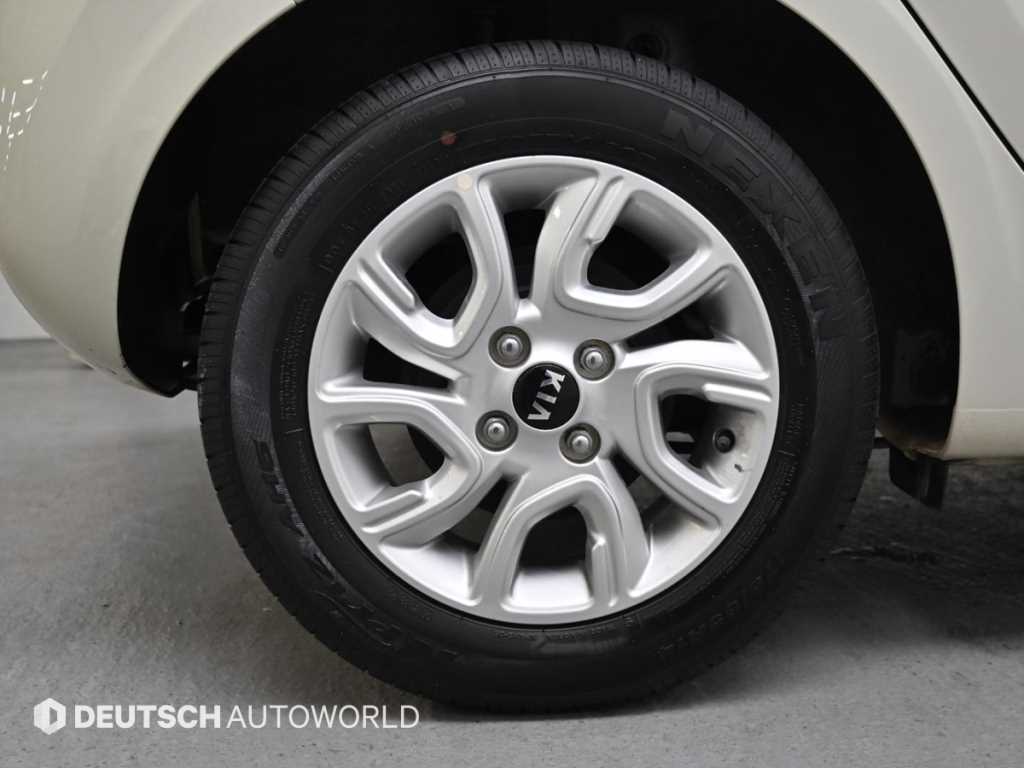 KIA Morning - Vista 5