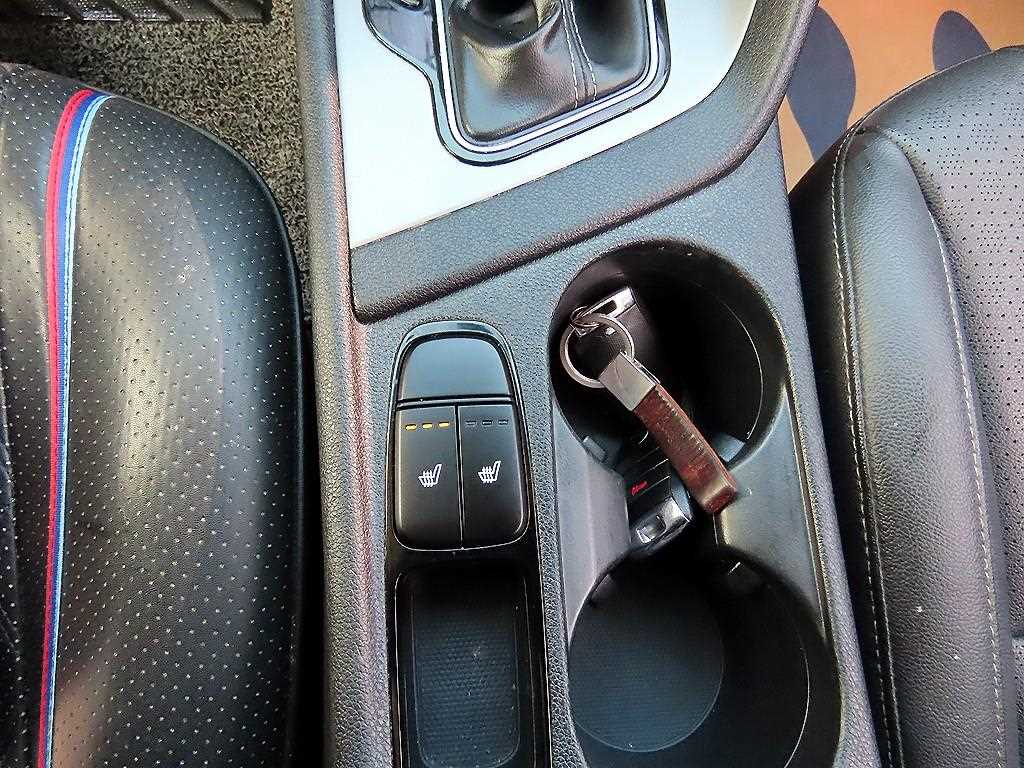 KIA Niro 2018 Negro - Importación desde Corea - HF Imports Iquique - Foto 14