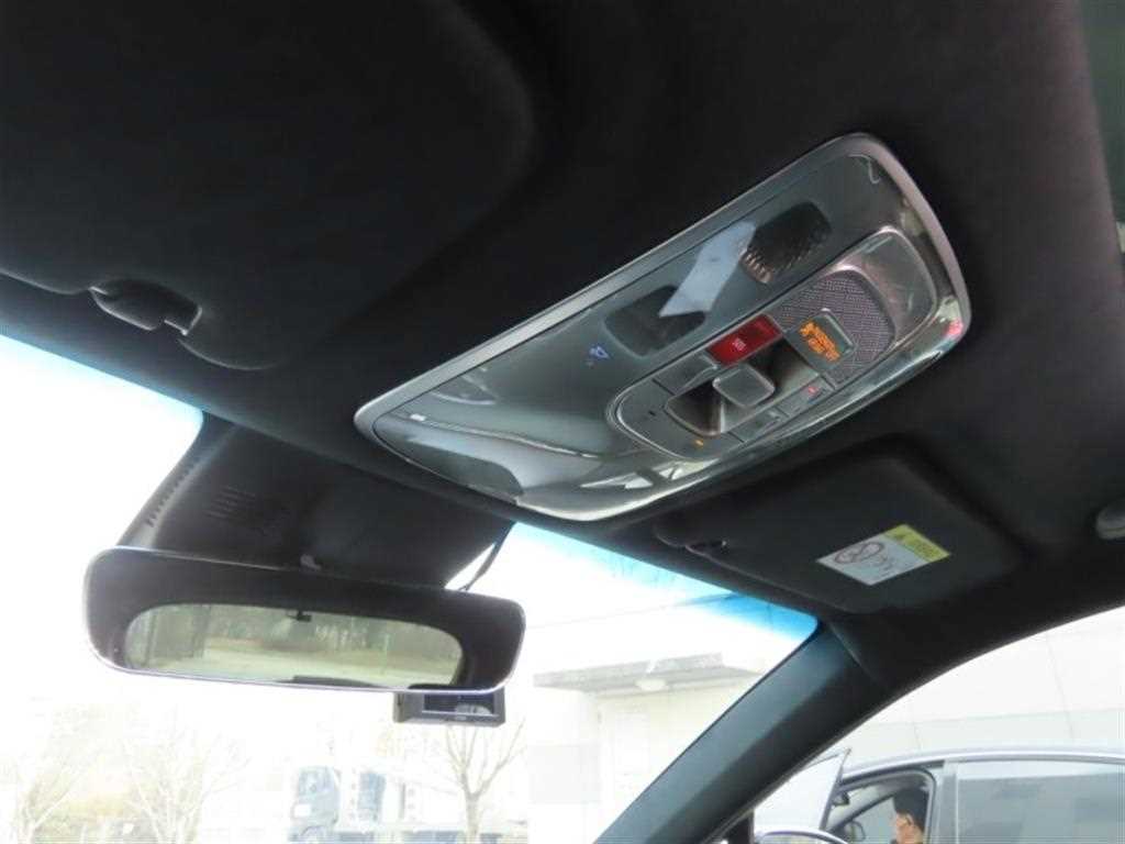 Genesis GV70 - Vista 10