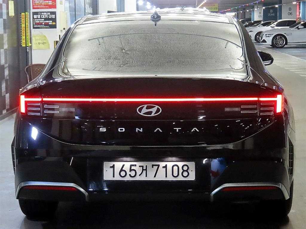 HYUNDAI Sonata - Vista 5