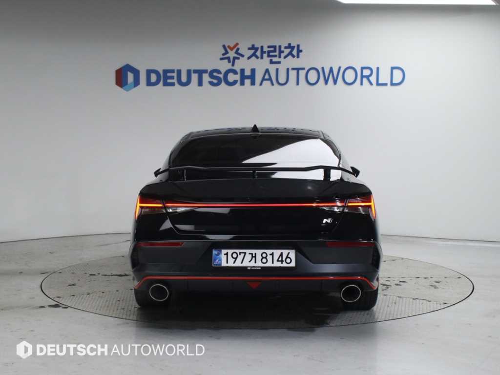 HYUNDAI Avante - Vista 4