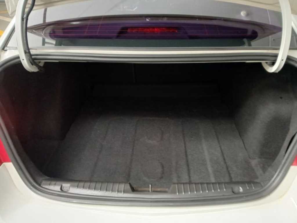 Chevrolet Cruise 2016 Blanco - Importación desde Corea - HF Imports Iquique - Foto 18