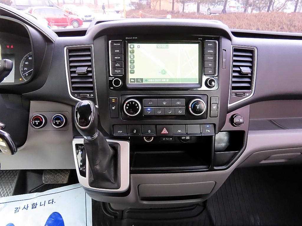 HYUNDAI Solati 2018 - Importación desde Corea - HF Imports Iquique - Foto 14