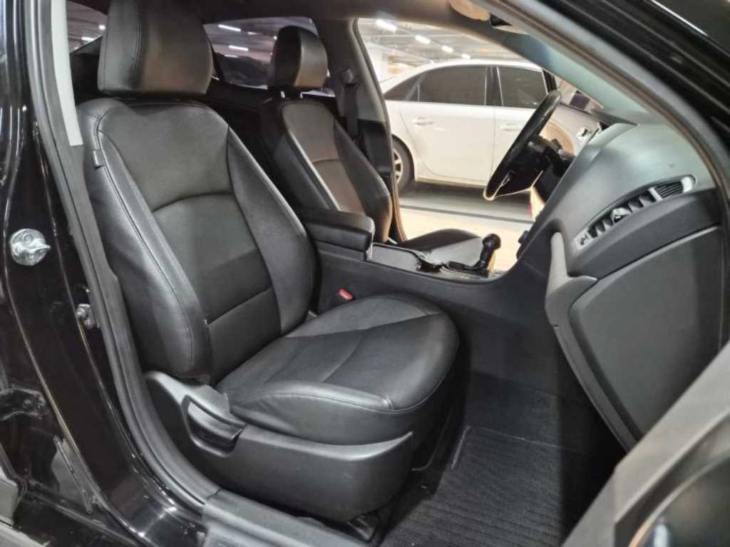 KIA K5 2014 Negro - Importación desde Corea - HF Imports Iquique - Foto 16